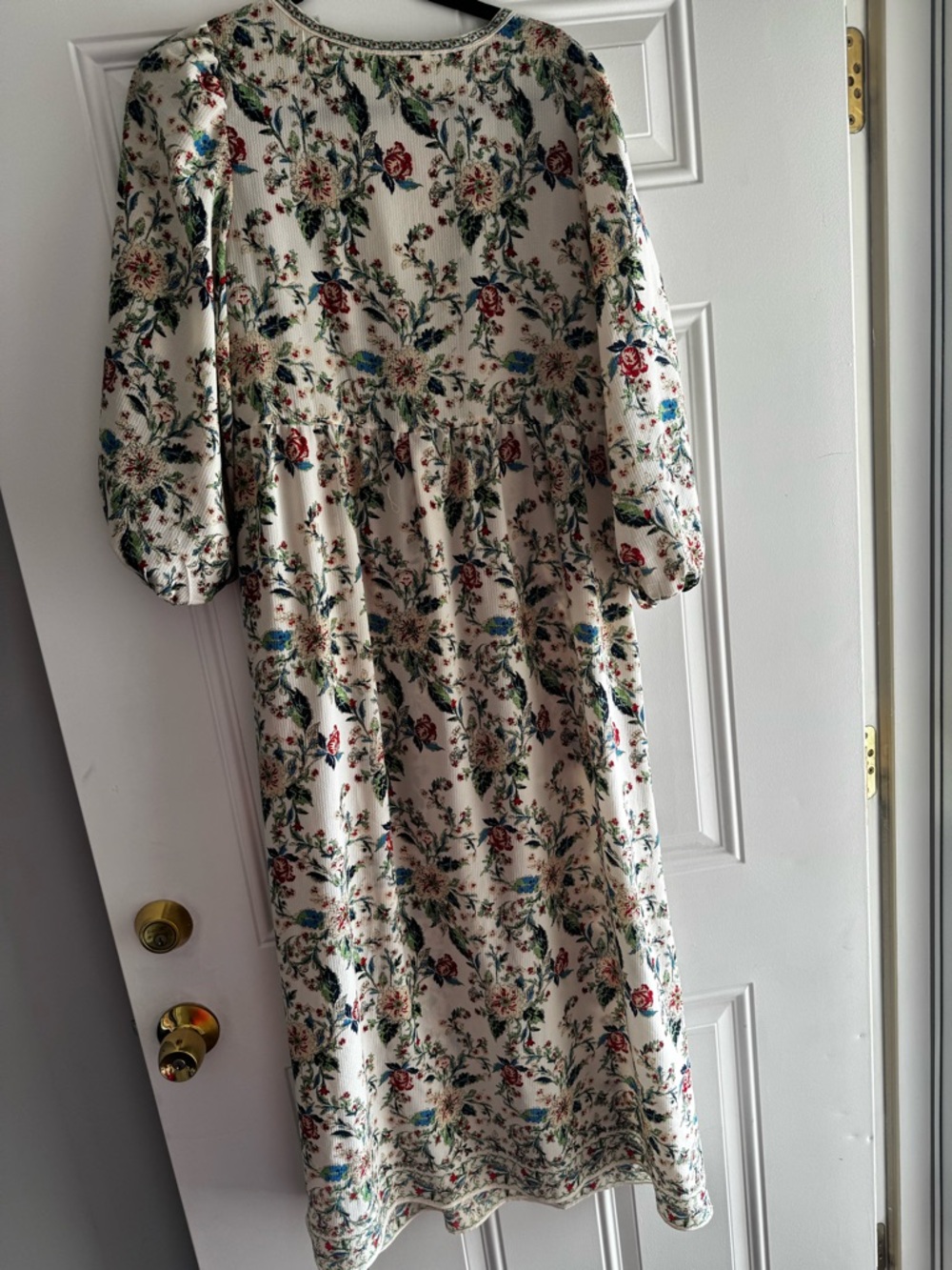 Max Studio Cream Floral Maxi Dress with Puff Sleeves - Picture 2 of 3